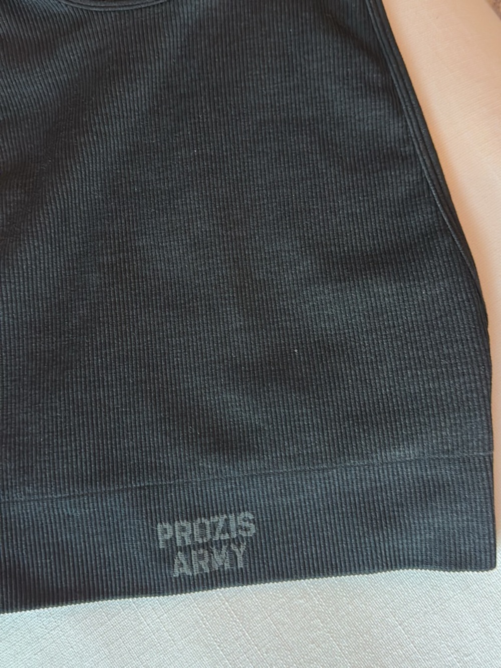 Prozis Black Ribbed Racerback Crop - Picture 3 of 4